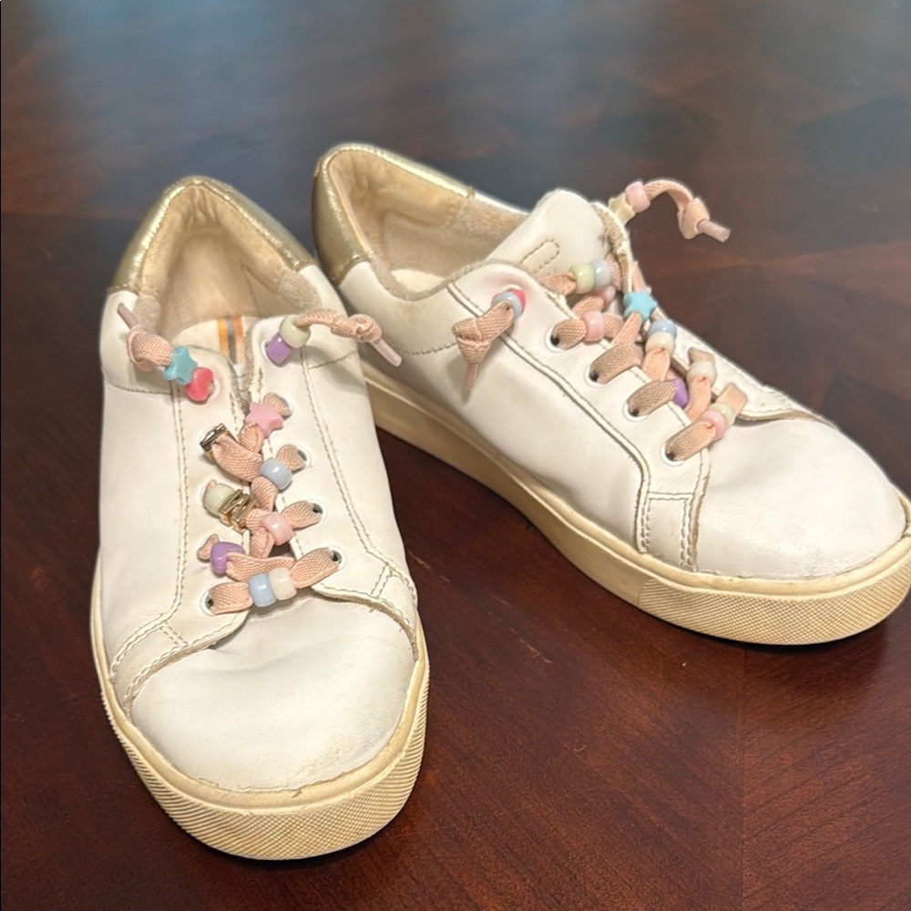 Sam Edelman Kids Sneakers in White with Multicolor Accents